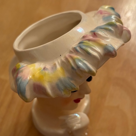 🌻 Vintage rare lady head vase pastel floral hat flower - Picture 6 of 9